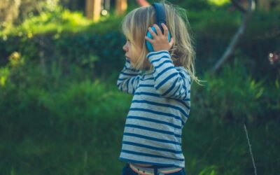 Kleinkind hört nicht – 7 einfache Wege, wie du die Aufmerksamkeit deines Kindes gewinnst